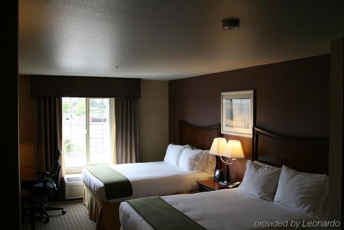 Holiday Inn Express Hotel & Suites Willows By Ihg Room photo